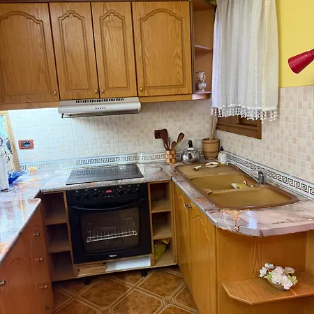 Kristo Apartment Gjirokastër